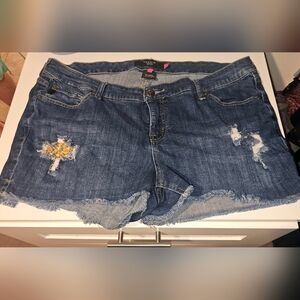 EUC! Torrid Distressed Peekaboo Sequin Cut Off High Rise Shorts Women's Size 18